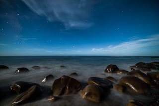 Bowling Balls under Starry Sky DL_20180922_DSC3408-ME-California-Bowling-Ball-Beach.jpg