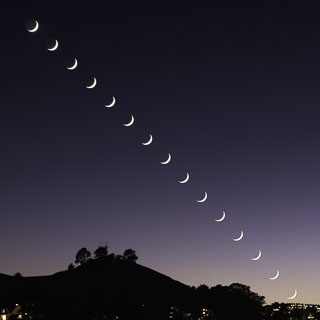 DL_20171023-Crescent-Moon-Sequence-Bernal-Height.jpg