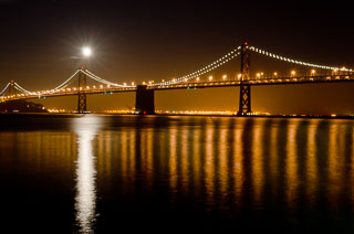 full_moon_bay_bridge_DL_20111210_DSC0932.jpg